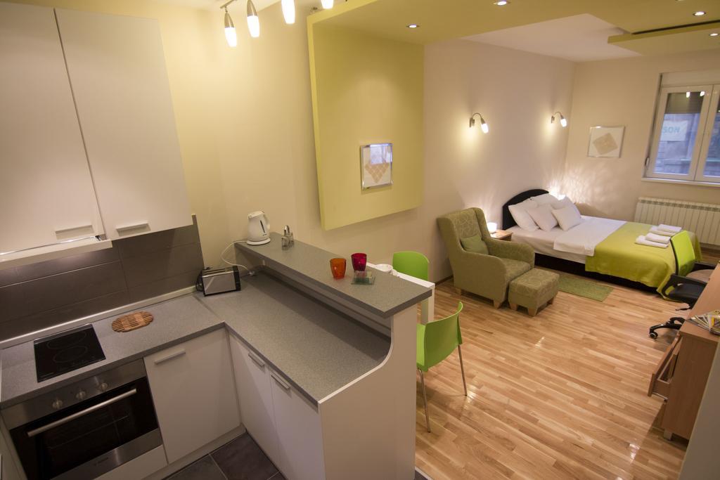 Apartment Forest Belgrade Chambre photo